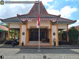 Karangasem Kibarkan Bendera Setengah Tiang